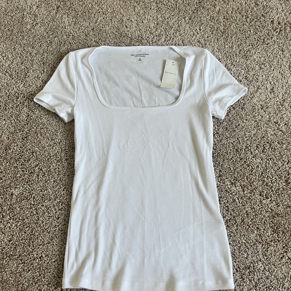Abercrombie & Fitch White Fitted Short Sleeve Tee